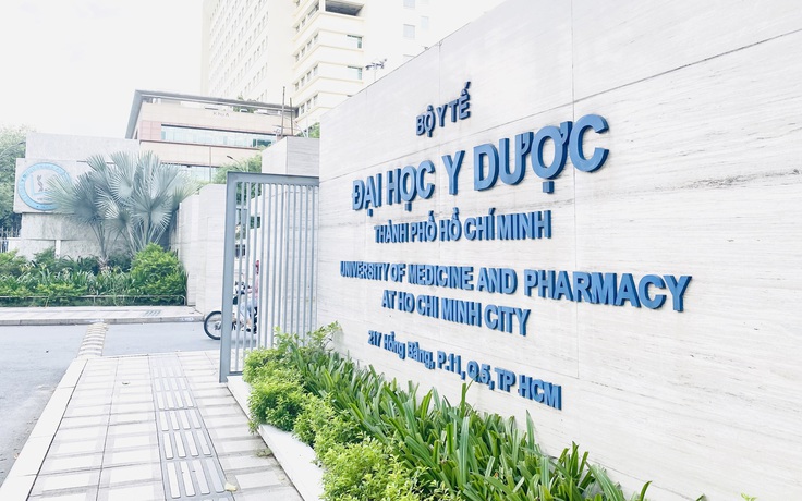 Điểm chuẩn Trường ĐH Y dược TP.HCM có độ lệch giữa các tổ hợp xét tuyển?
