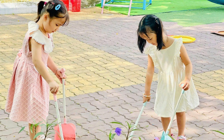 Có phải trẻ đến trường mầm non... toàn chơi?