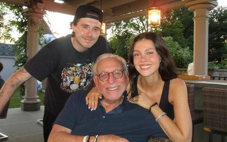 Brooklyn Beckham 'quay lưng' với gia đình vì được cha vợ hậu thuẫn tài chính?