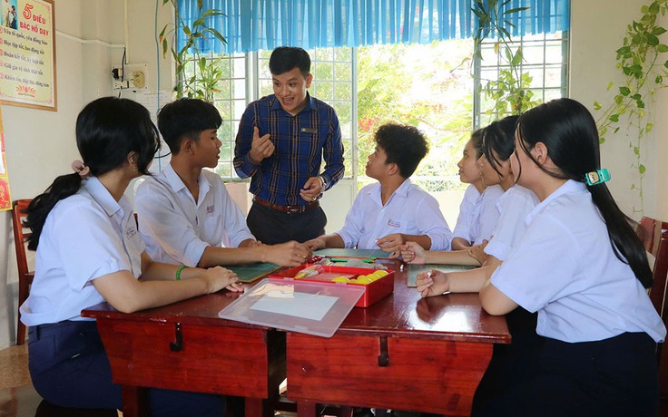 Lặng thầm đưa học sinh khuyết tật đến bến bờ tri thức