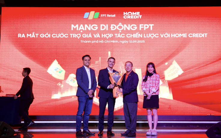 Mạng di động FPT hợp tác Home Credit giới thiệu gói cước trợ giá thiết bị di động