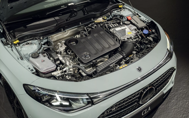 Mercedes lên tiếng trước thông tin xe của hãng sẽ dùng động cơ của đối thủ BMW