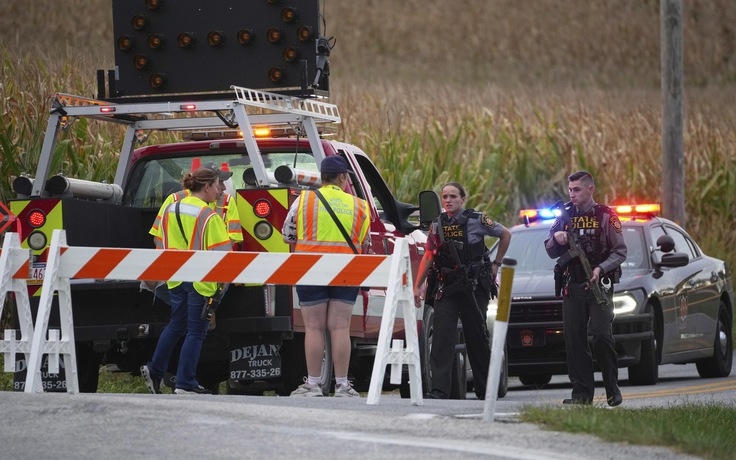 Nổ súng tại Mỹ, 5 cảnh sát bị bắn, 3 người tử vong