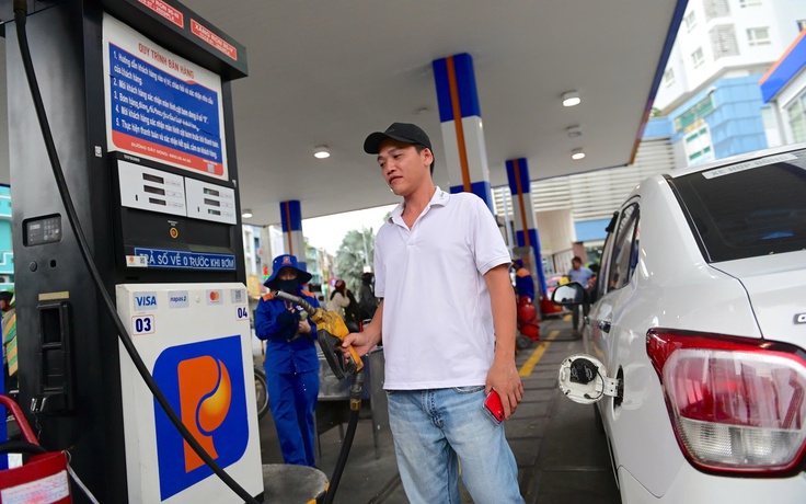 Giá xăng dầu hôm nay 17.9.2025: Xăng trong nước ngày mai tăng bao nhiêu đồng một lít?