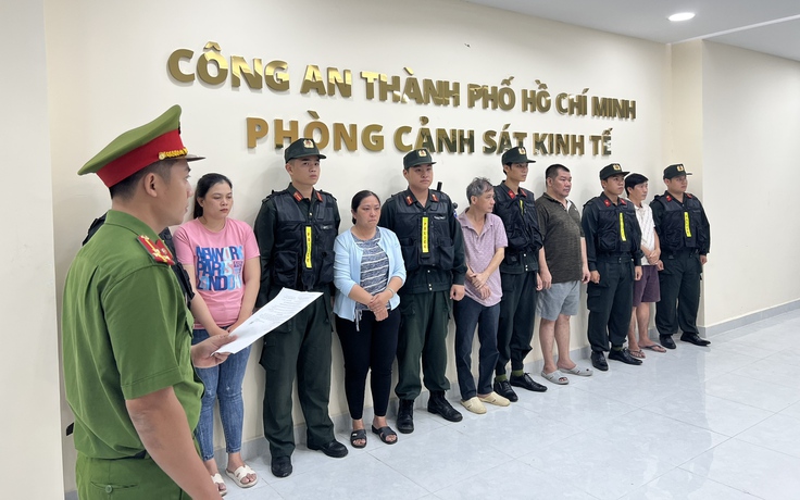 Công an TP.HCM triệt phá đường dây buôn lậu quy mô lớn, bắt giữ 5 người