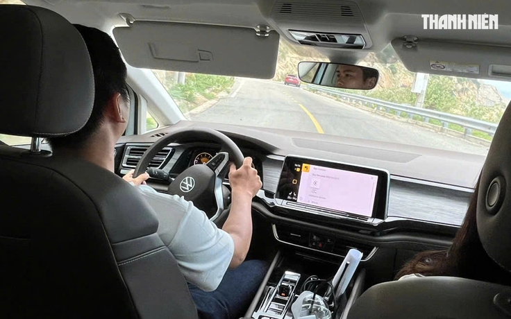 Làm sao để tránh 'giấc ngủ trắng' khi lái ô tô đường dài