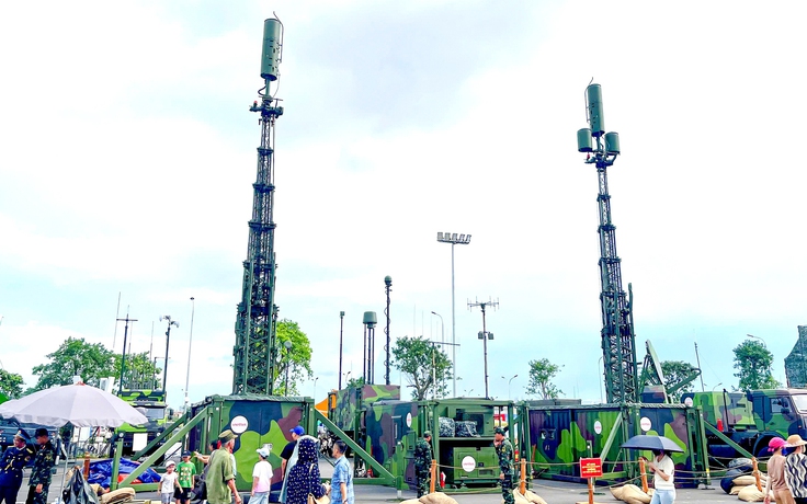 'Mắt thần' V-Elint 18 Việt Nam sản xuất: 'Bắt' máy bay tàng hình, trinh sát hàng trăm km