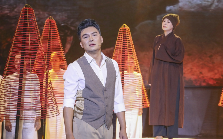 Cựu tiếp viên hàng không hát 'Lan và Điệp' gây chú ý ở 'Tình bolero'