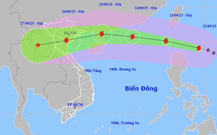 Đêm qua, siêu bão Ragasa gây mưa lớn gần 100 mm ở TP.HCM