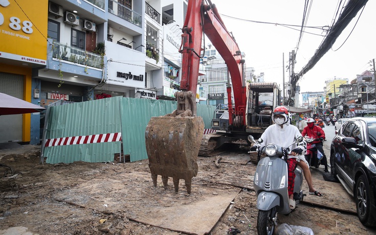Nam công nhân tử vong trên công trường metro số 2 TP.HCM