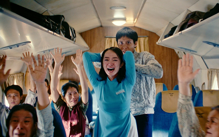 Khán giả bình phim Việt: ‘Tử chiến trên không’ có vượt mặt ‘Mưa đỏ’?