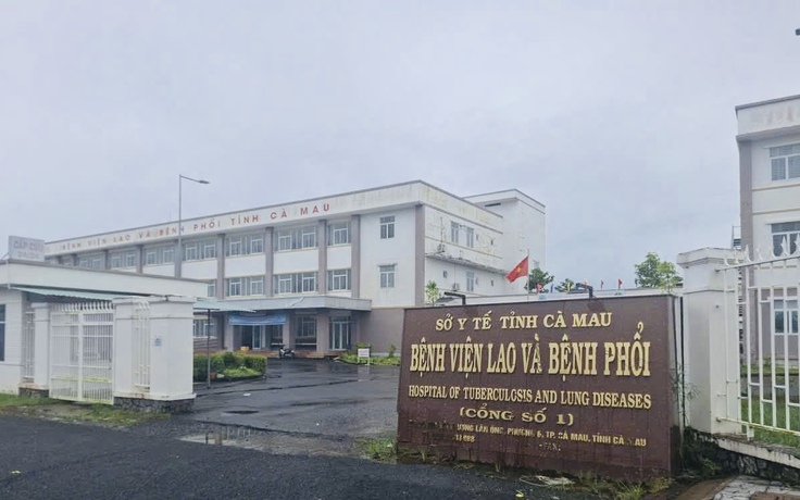 Cà Mau: Bệnh viện thiếu tiền trả lương, nợ tiền thuốc