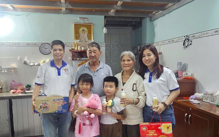 Cùng Công ty Tân Hiệp Phát mang trung thu đến với trẻ mồ côi do Covid-19