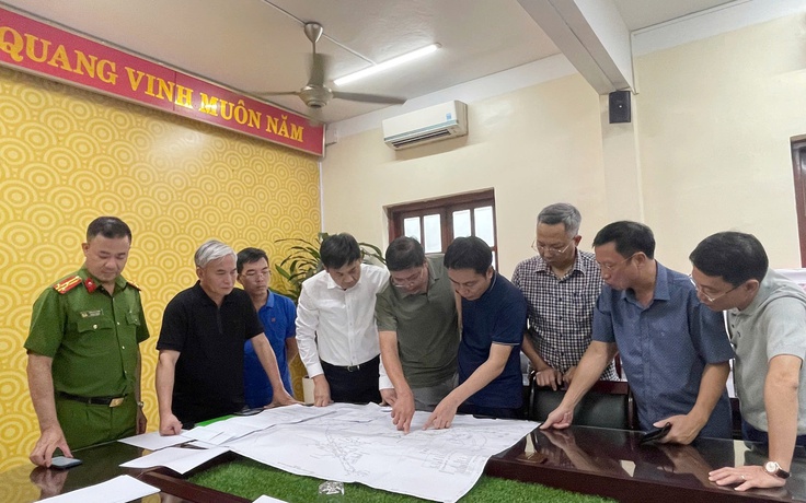 Hàng trăm người giải cứu 3 công nhân mắc kẹt dưới hầm lò ở Quảng Ninh