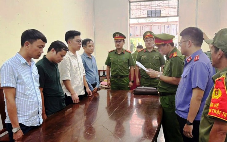 Vụ đấu giá mỏ cát tăng 308 lần: Khởi tố tổng giám đốc cùng 5 thuộc cấp