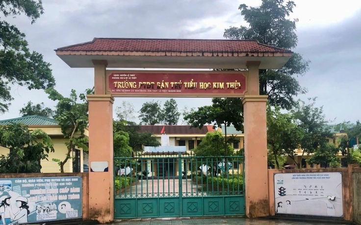 Quảng Trị: Sau vụ ngộ độc, hàng chục học sinh không đến lớp