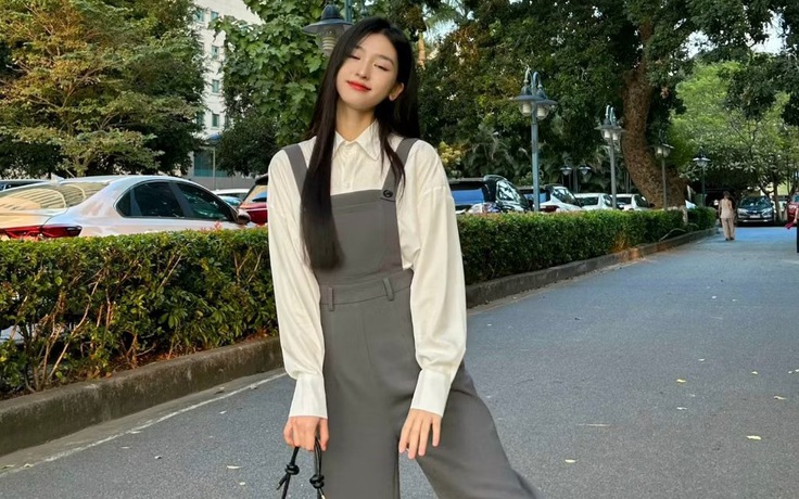 Tuyệt chiêu ‘trẻ mãi không già’ với quần yếm năng động