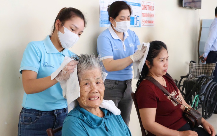 Điều giản dị mà bệnh nhân Chợ Rẫy ao ước suốt những ngày nằm viện