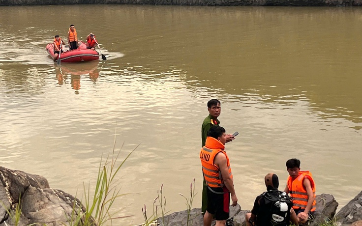 Tìm thấy 2 nạn nhân vụ đuối nước tại hồ 'Tuyệt tình cốc'
