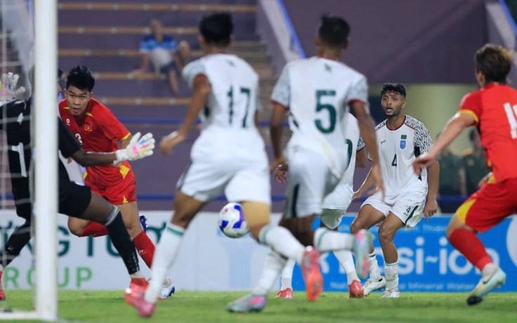 Báo chí Bangladesh ca ngợi U.23 Việt Nam tài năng, âu lo khi HLV bị ốm