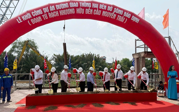 Đồng Tháp khởi công gói thầu số 4 của dự án giao thông gần 2.000 tỉ