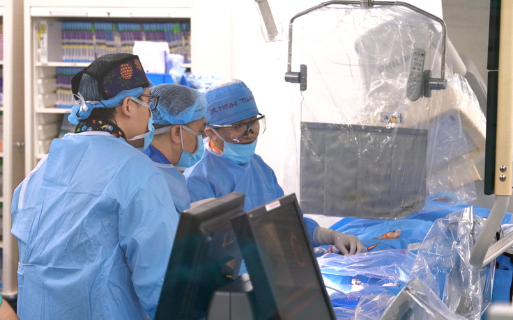 Bệnh viện FV chuyển giao công nghệ IVL trị nghẽn mạch vành cho Bệnh viện Sóc Trăng