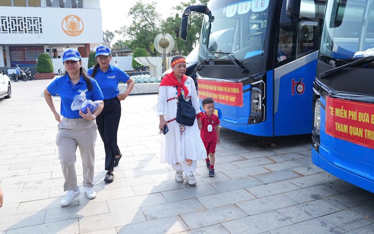 Hải Phòng đưa đón miễn phí dân đi xem triển lãm thành tựu đất nước