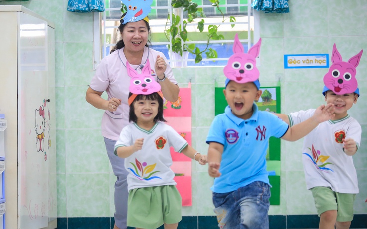 Tuổi nghỉ hưu giáo viên từ năm 2026 thế nào, ai được nghỉ sớm, nghỉ trễ?