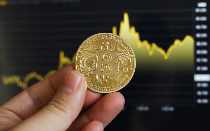 Giá Bitcoin hôm nay 12.1.2026: BTC đối mặt mức sống còn 65.000 USD