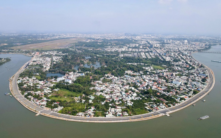 Đường ven sông Đồng Nai thông xe kỹ thuật, biệt thự 100 tuổi còn nguyên