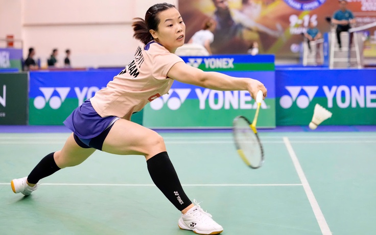 Nguyễn Thùy Linh ngược dòng đánh bại cựu vô địch cầu lông thế giới người Ấn Độ