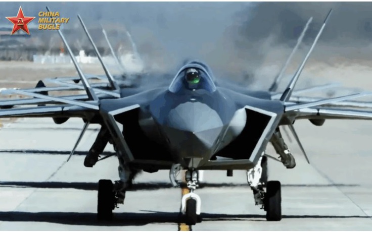 Chiến đấu cơ J-20 mới của Trung Quốc có thể tấn công mục tiêu trên biển?
