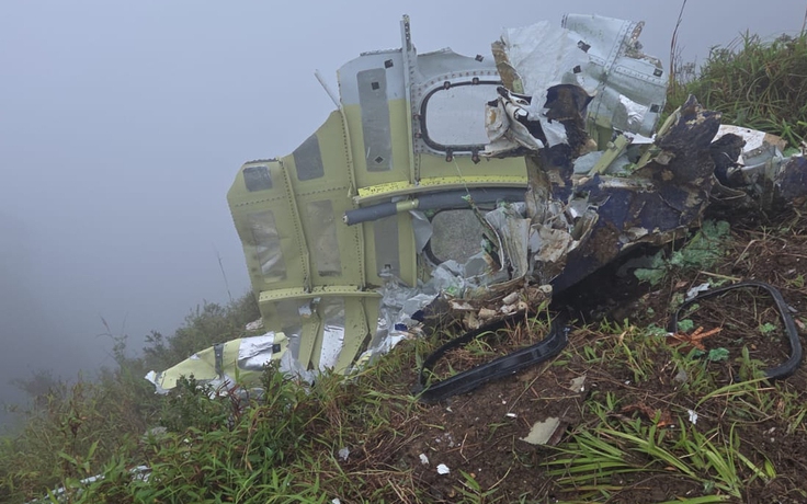 Indonesia phát hiện mảnh vỡ máy bay mất tích, chưa tìm thấy người