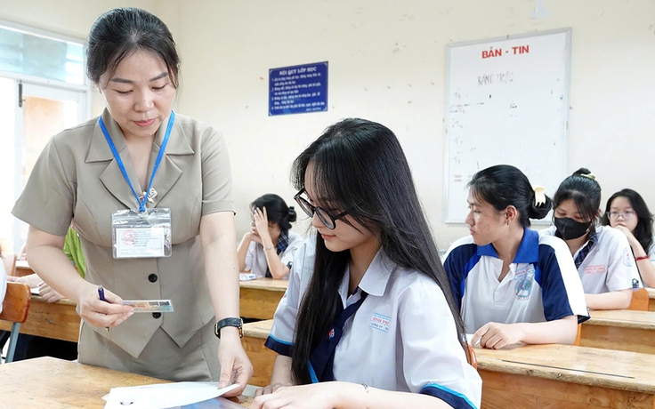 Đối sánh điểm thi tốt nghiệp THPT 5 năm: Chênh lệch vùng miền chưa thu hẹp