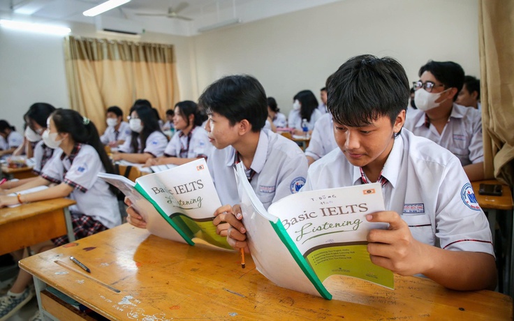 Tuyển sinh ĐH 2026: Mức điểm cộng chứng chỉ IELTS nên thế nào?