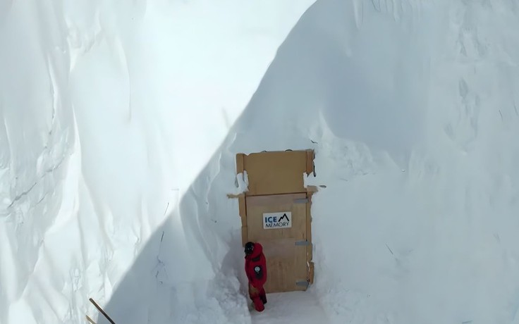 Lần đầu tiên trong lịch sử, con người phải xây 'két sắt' để lưu trữ băng