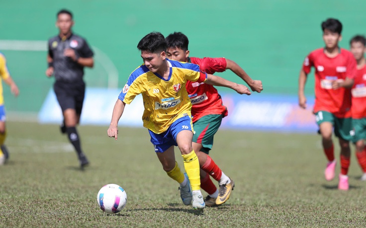ĐH Duy Tân 1-0 ĐH Huế: Cựu vô địch bất ngờ 'sa lầy'