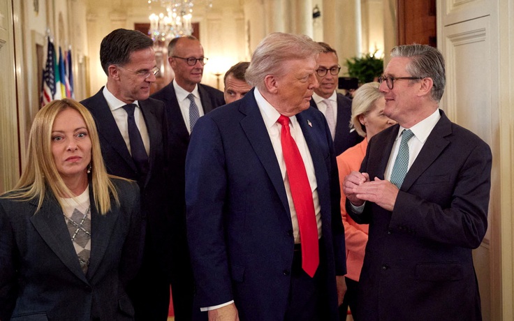 Ông Trump đăng tin nhắn riêng tư với lãnh đạo châu Âu lên mạng xã hội