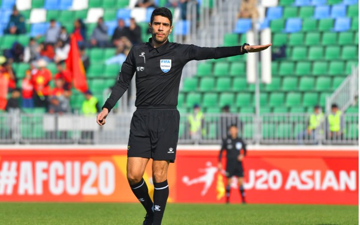 Trọng tài ‘mát tính’ thổi trận U.23 Việt Nam và Hàn Quốc tranh hạng ba, tổ VAR có người Thái