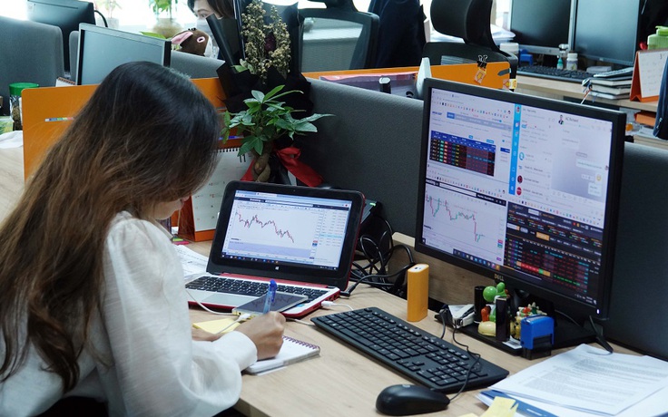 Công ty chứng khoán dồn dập báo lợi nhuận kỷ lục