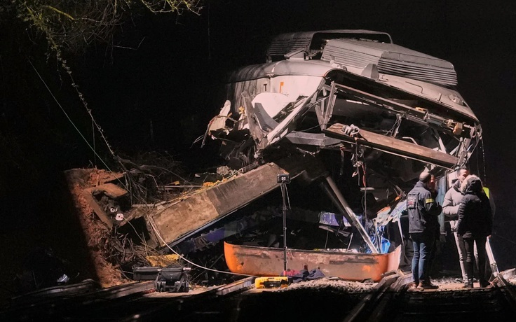 Thêm 2 vụ tàu trật đường ray ở Tây Ban Nha