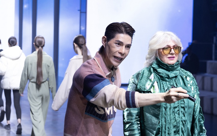 Đạo diễn Việt góp mặt trong show thời trang tại Cáp Nhĩ Tân là ai?