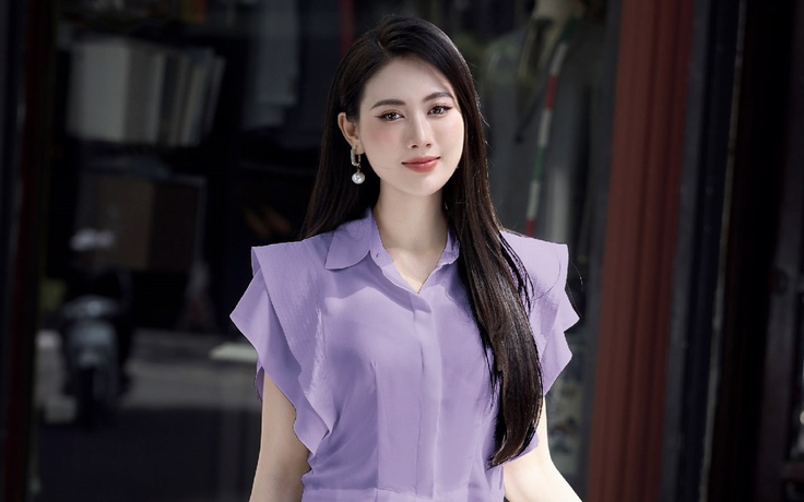 Biến trang phục đơn điệu trở nên dịu dàng nhờ áo cánh tiên