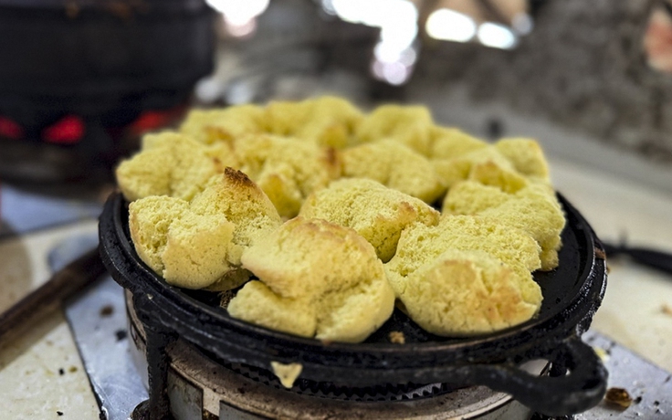 Giữ hương tết xưa: Bánh thuẫn thơm nức tháng chạp