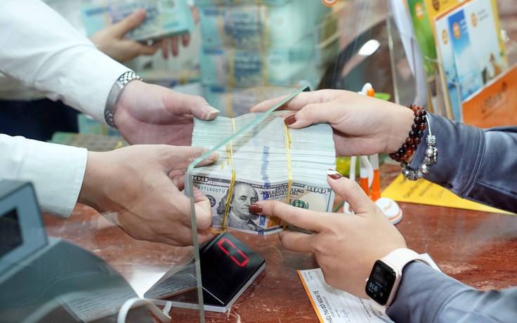 Giá USD hôm nay 24.1.2026: Ngân hàng giảm giá mua