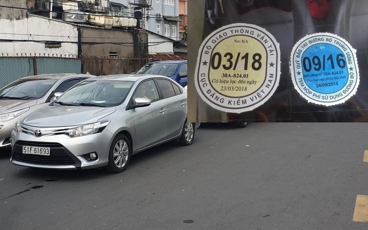 Ô tô 'đắp chiếu' bao lâu được trả lại tiền phí đường bộ?