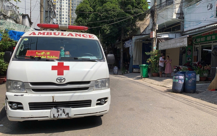TP.HCM: Phát hiện nam thanh niên tử vong trước cửa phòng trọ bạn gái