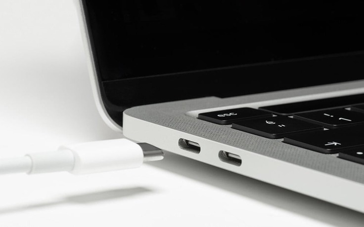 Sự thật về 'ma trận' cổng kết nối trên laptop khiến người dùng mất tiền oan