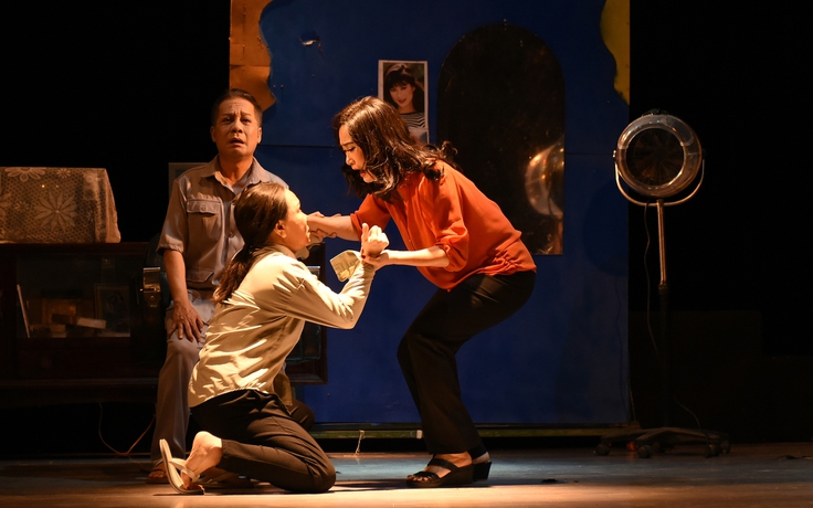 NSƯT Tuyết Thu, Việt Hương gây ấn tượng với 'Con gái chị Hằng'