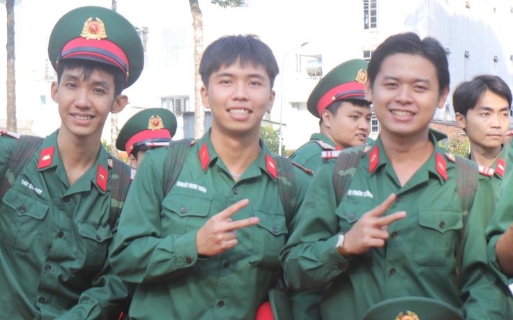 TP.HCM tiễn 1.249 quân nhân xuất ngũ, mỗi chiến sĩ nhận hơn 35 triệu đồng hỗ trợ